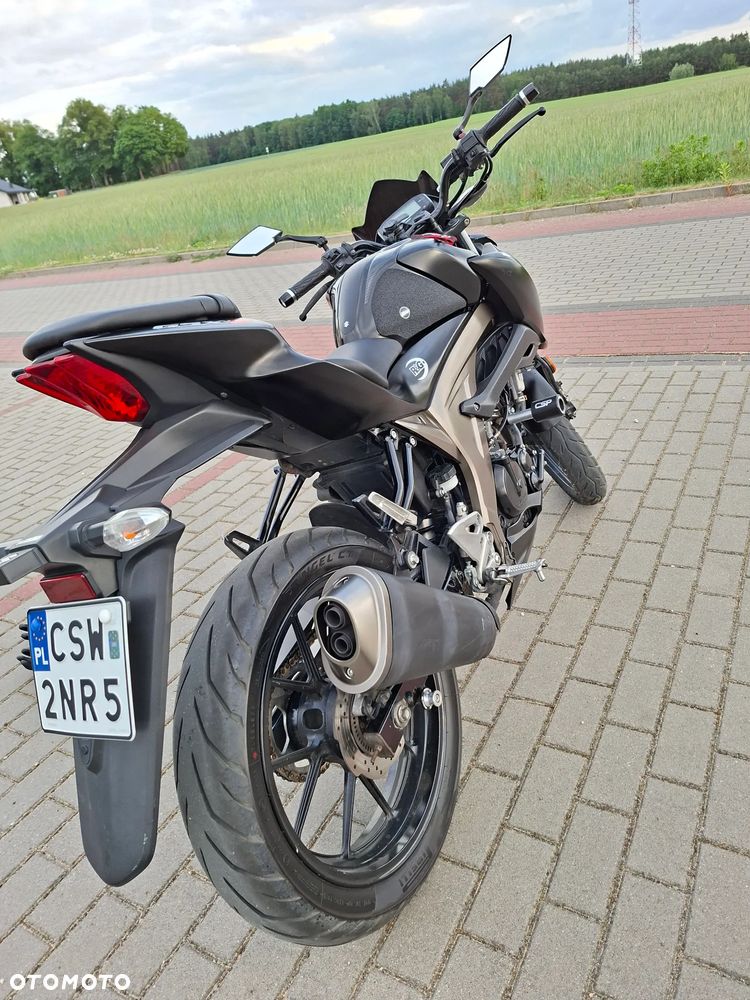 Suzuki GSX - 6