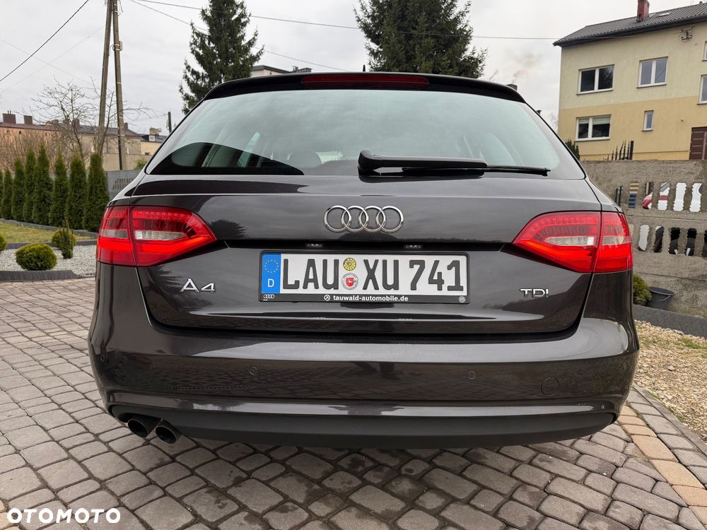 Audi A4 Avant 2.0 TDI DPF S line Sportpaket - 33