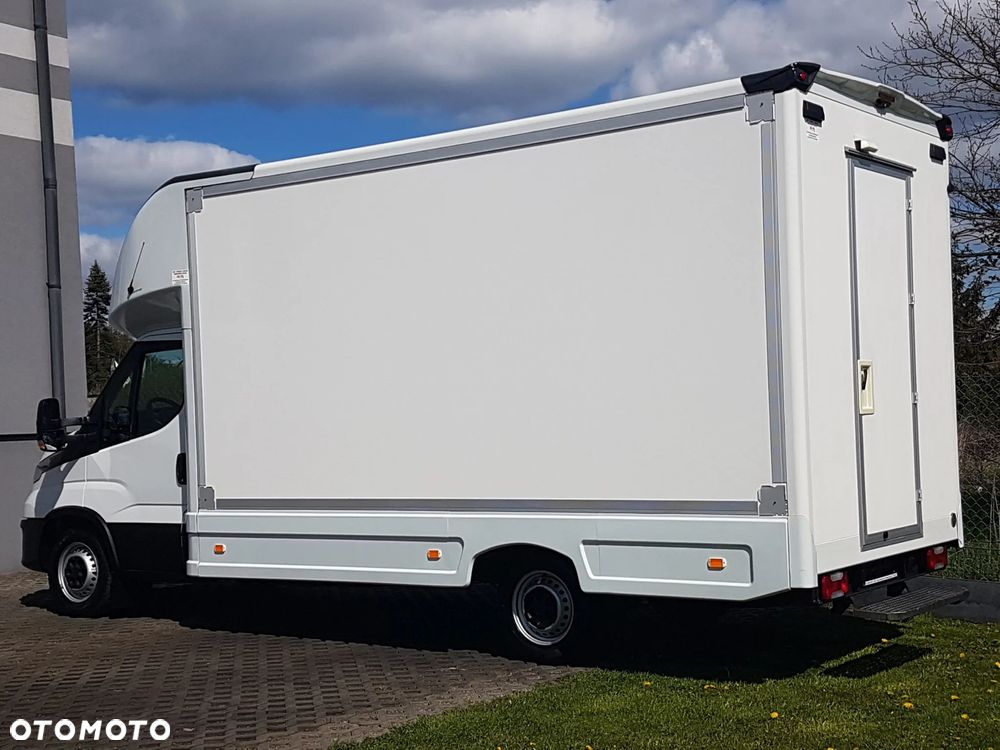 Iveco DAILY KONTENER NISKOPODŁOGOWY 4,43x2,23x2,42 SKLEP FOODTRUCK BAR KLIMA KONIOWÓZ KAMPER - 3