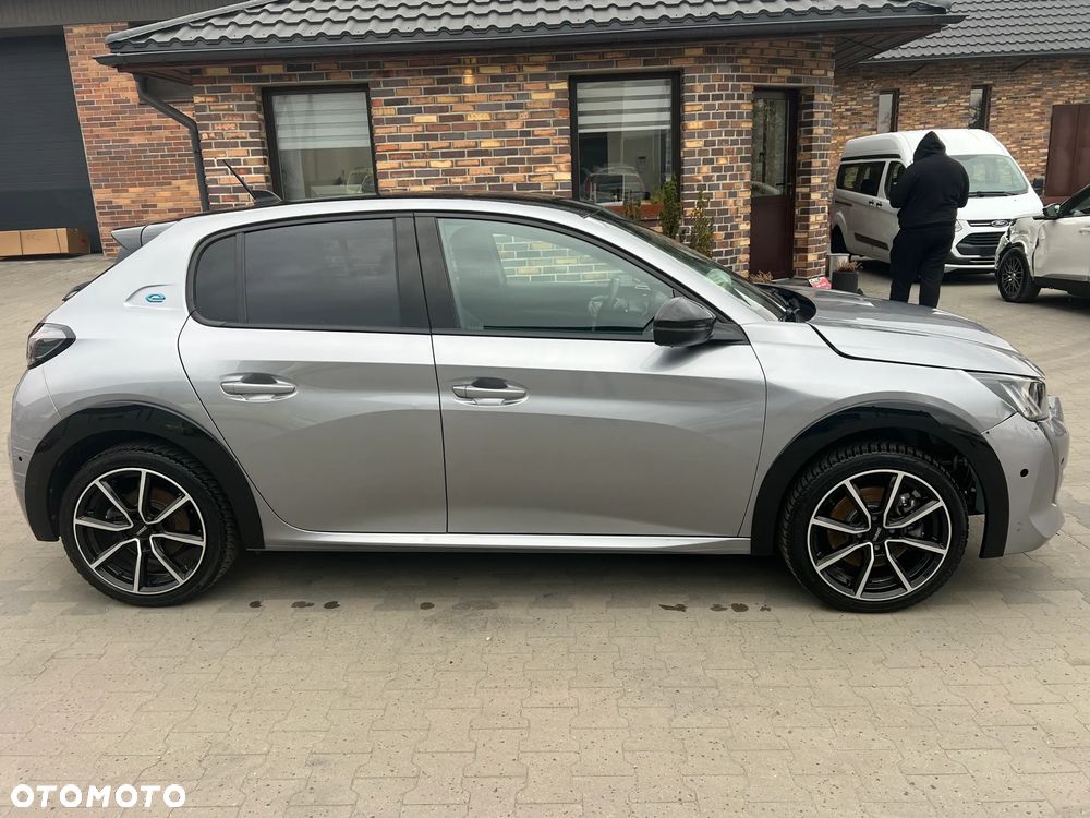 Peugeot 208 GT Line - 6