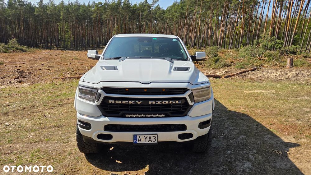 RAM 1500 Crew Cab Longbed Laramie - 2