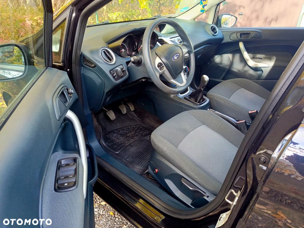 Ford Fiesta 1.25 Trend SVP - 22