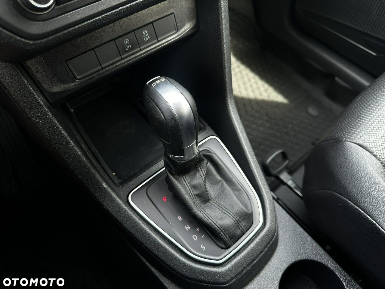 Volkswagen Caddy - 26