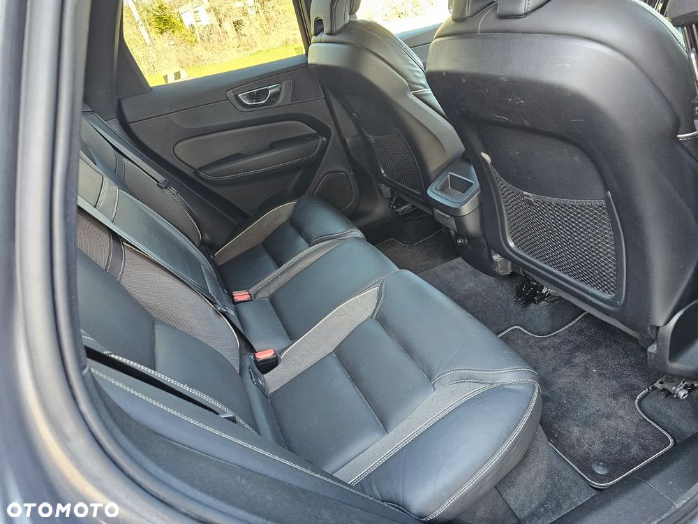 Volvo XC 60 D4 R-Design - 7