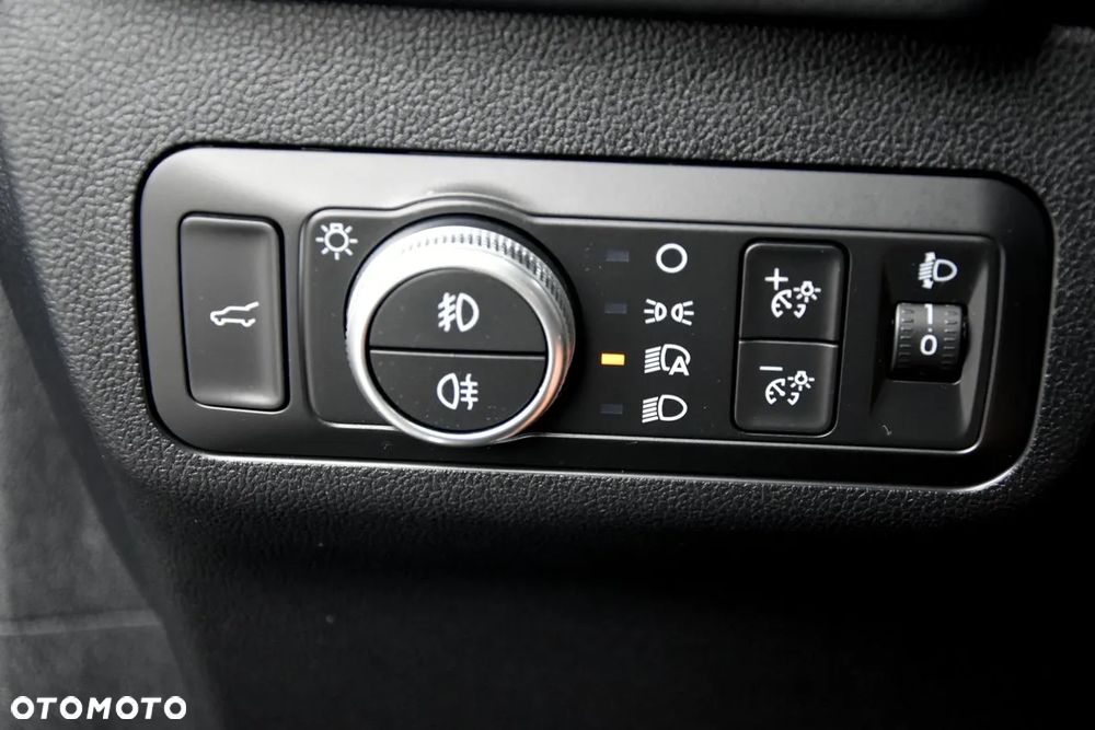 Ford Kuga 2.0 EcoBlue Hybrid VIGNALE - 28