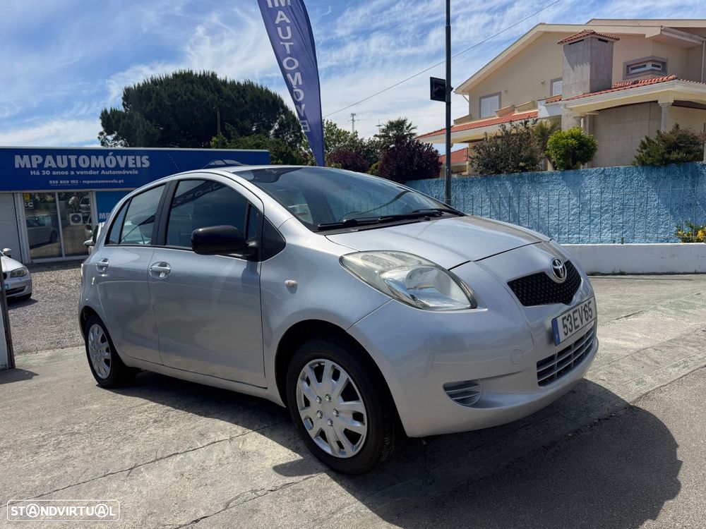 Toyota Yaris 1.0 VVT-i AC - 10