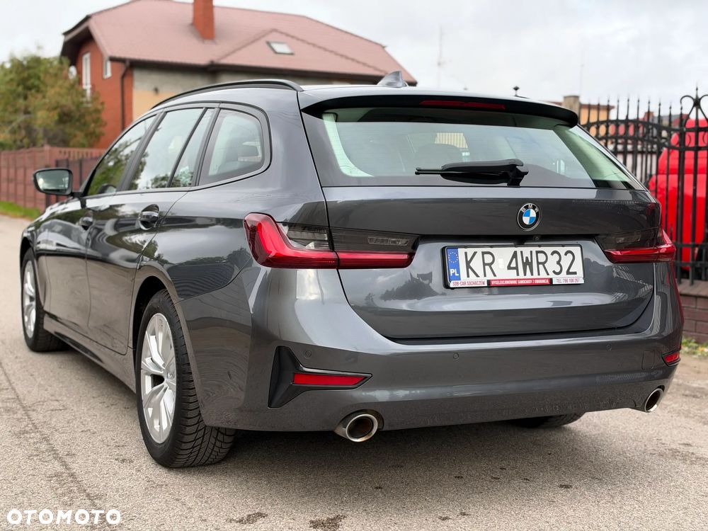 BMW Seria 3 318i Advantage - 6