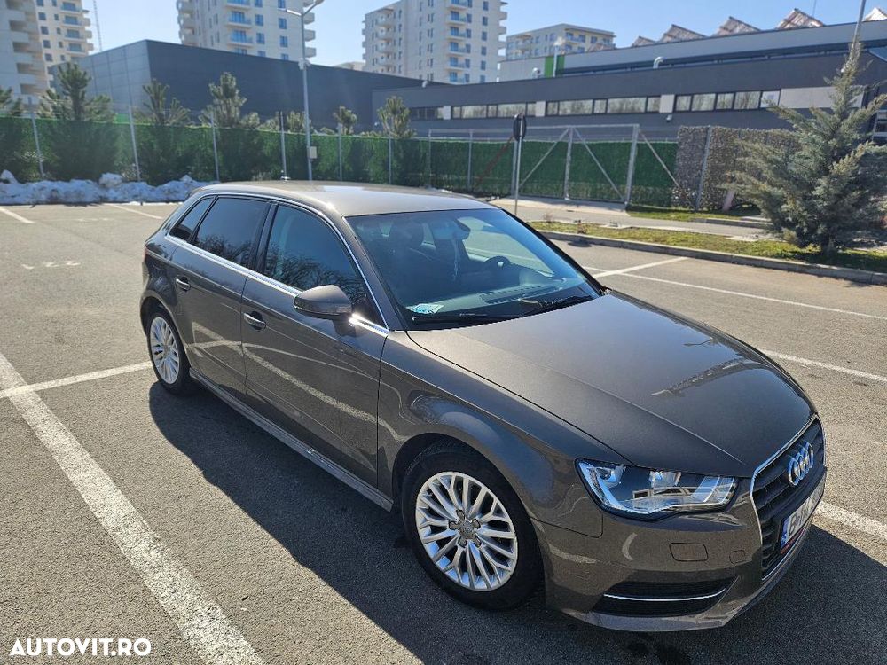 Audi A3 1.6 TDI (clean diesel) Ambiente - 2