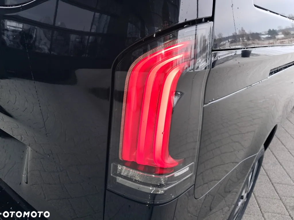 Mercedes-Benz Vito pod karawan - 16