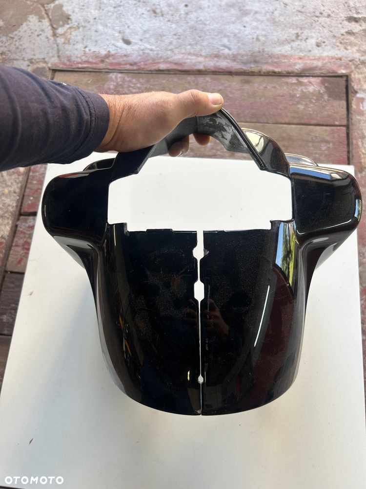 Harley Davidson Road King osłona reflektora 2014-2024 - 1