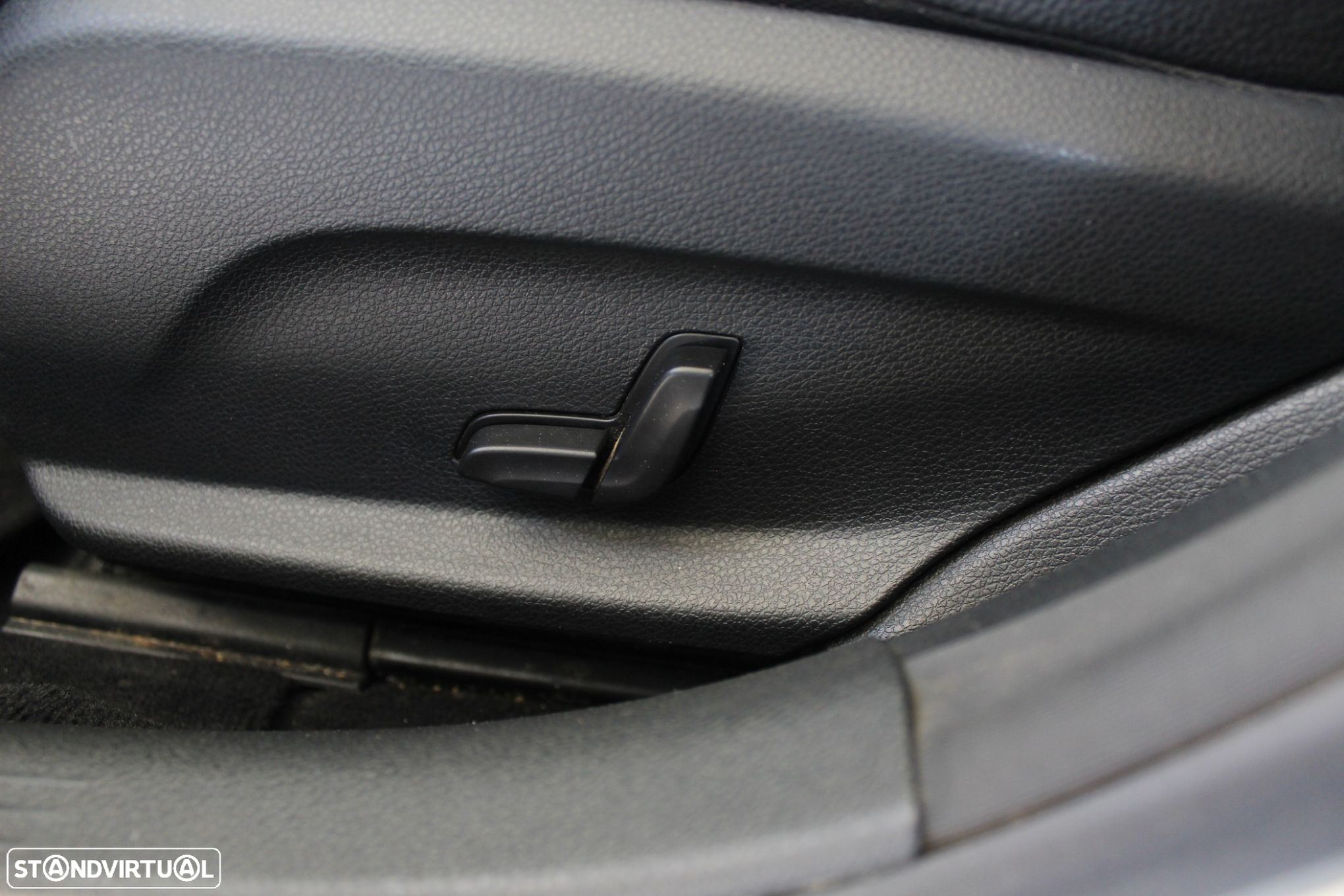 Mercedes-Benz C 250 BlueTEC Avantgarde+ Aut. - 34