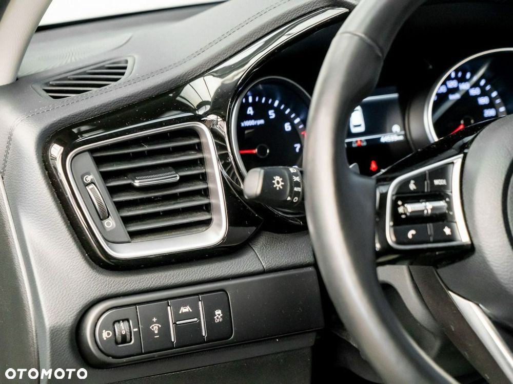 Kia Ceed 1.5 T-GDI Tribute DCT - 19