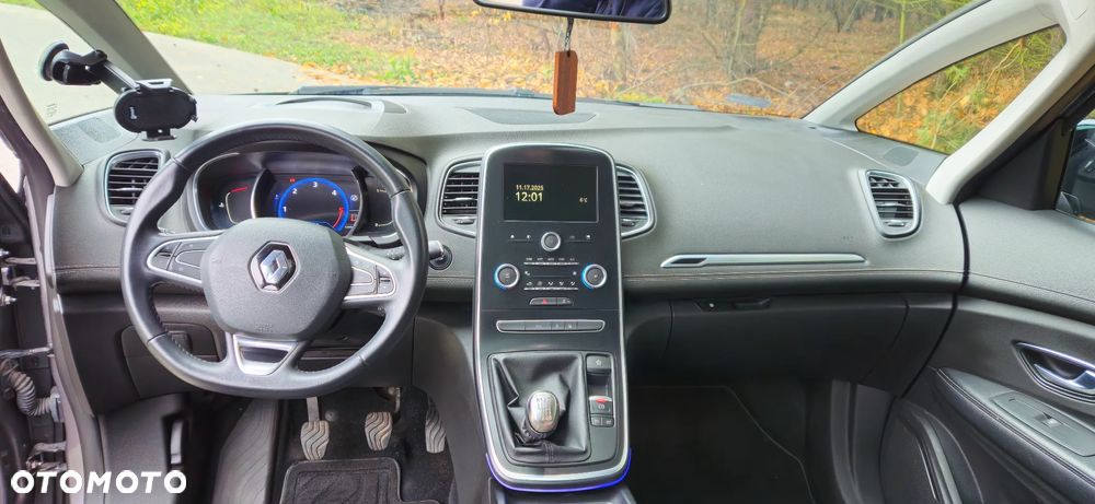 Renault Scenic - 12