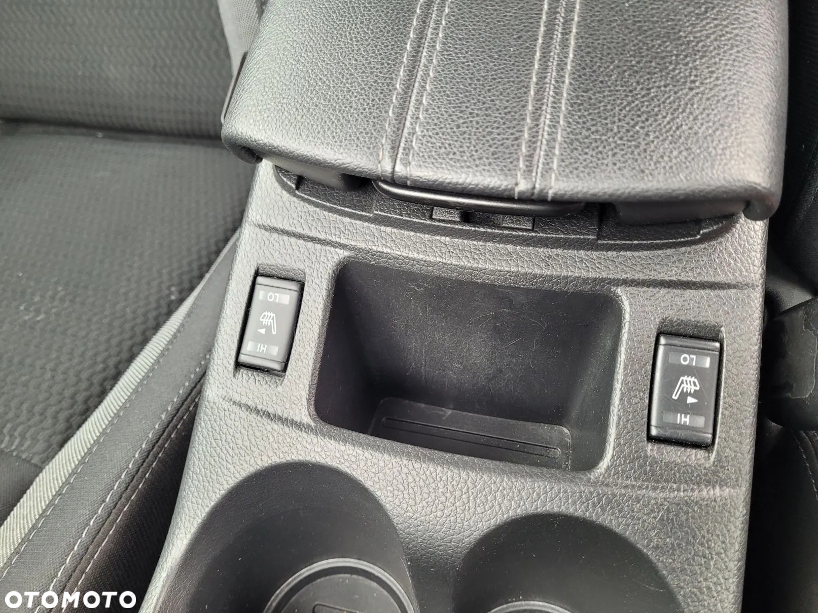 Nissan Qashqai 1.7 dCi 4x4 Tekna - 5
