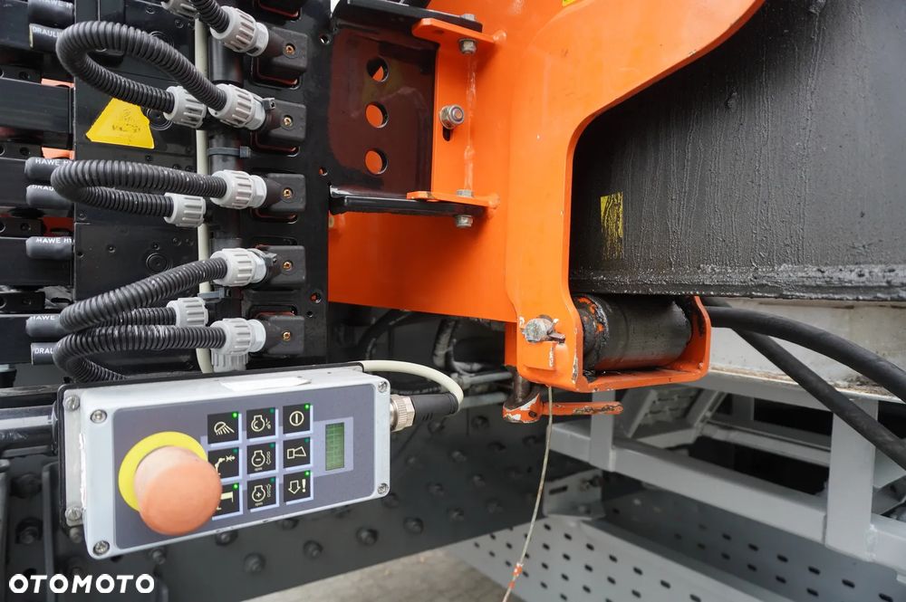 Renault C380 Comfort 6x4 / HDS Atlas 172.3E / Zasięg 12.3 m / Udźwig 6.1 t / Burtowy 17 EPAL - 20