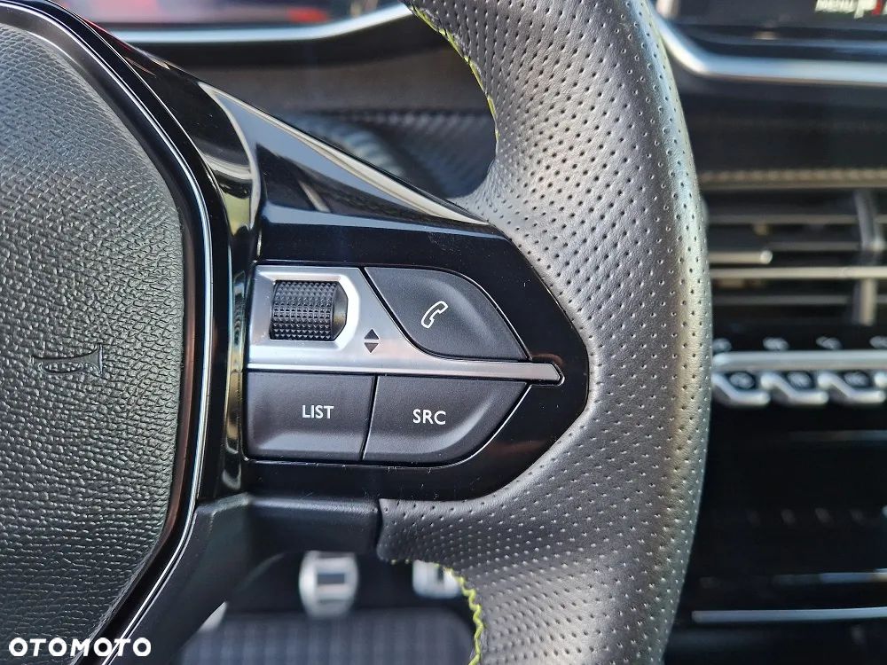 Peugeot 208 1.5 BlueHDi GT S&S - 19