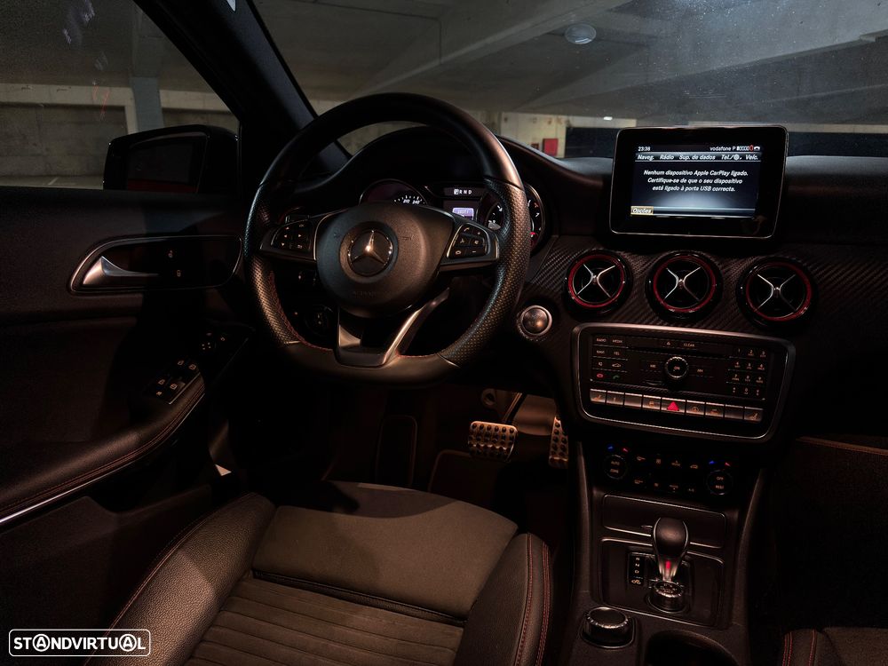 Mercedes-Benz A 45 AMG 4Matic Speedshift 7G-DCT - 12