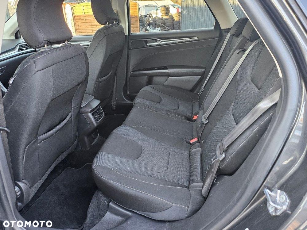 Ford Mondeo SW 2.0 TDCi S&S PowerShift-Aut Titanium - 15