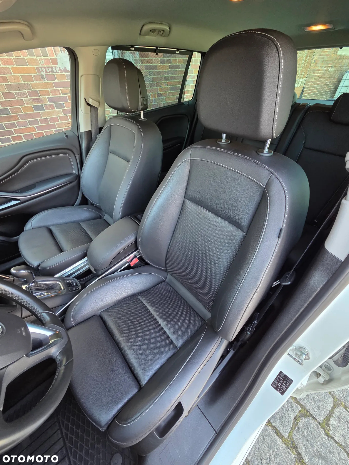 Opel Zafira Tourer 1.6 SIDI Turbo Innovation - 19