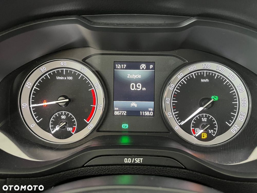 Skoda Karoq 1.5 TSI ACT GPF 4x2 Ambition DSG - 25