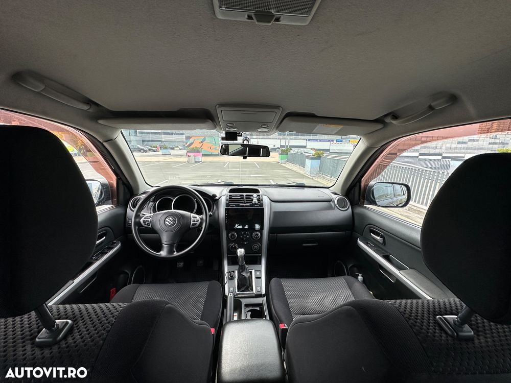 Suzuki Grand Vitara 1.9 DDiS Comfort + DPF - 13