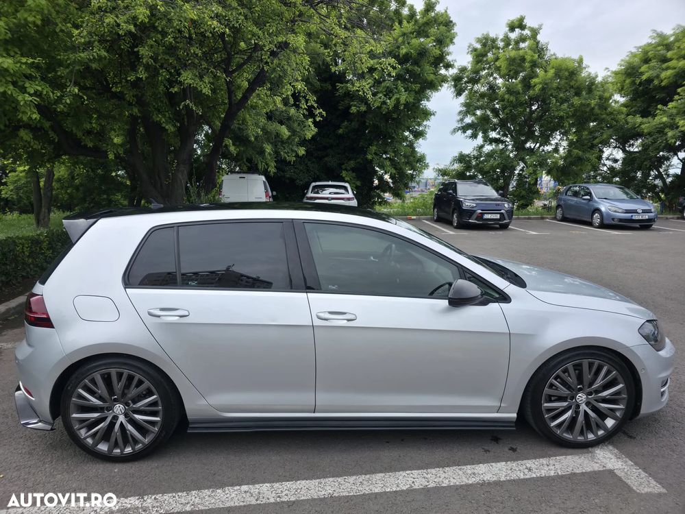 Volkswagen Golf - 7