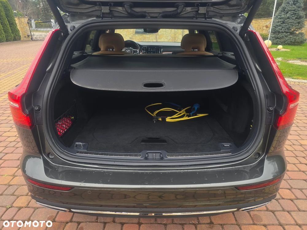 Volvo V60 T8 AWD Plug-In Hybrid Inscription - 30