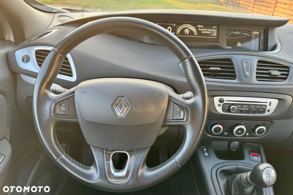 Renault Scenic - 20