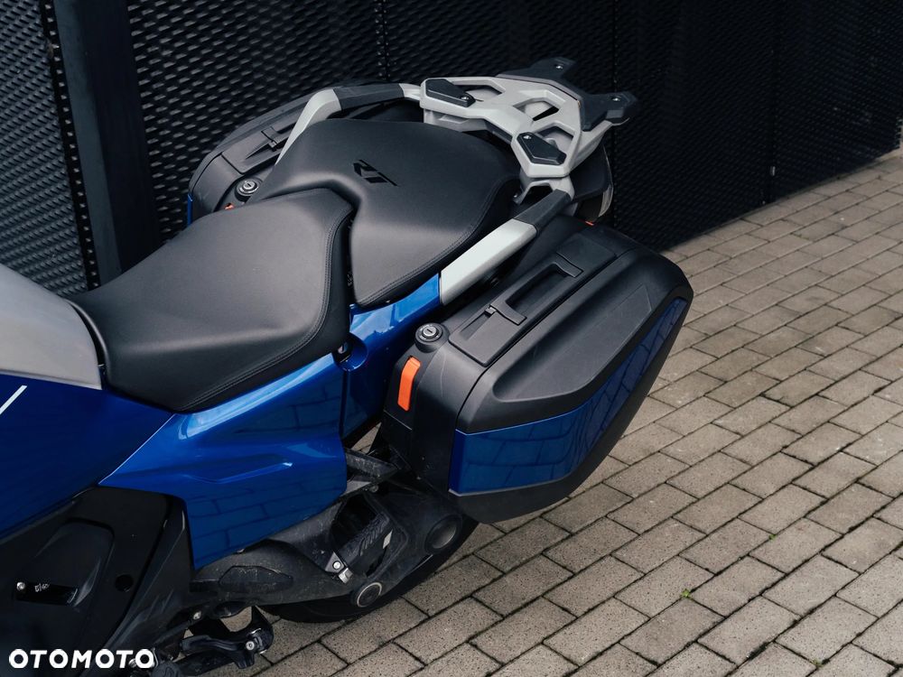 BMW R - 9