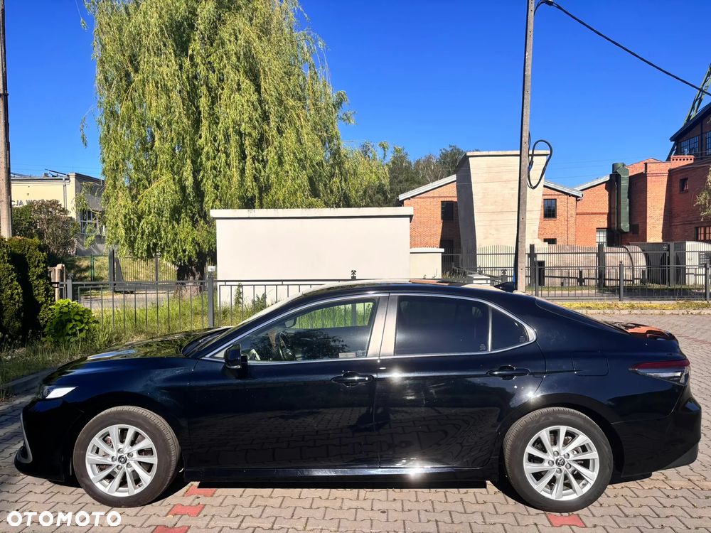 Toyota Camry 2.5 Hybrid Comfort CVT - 3