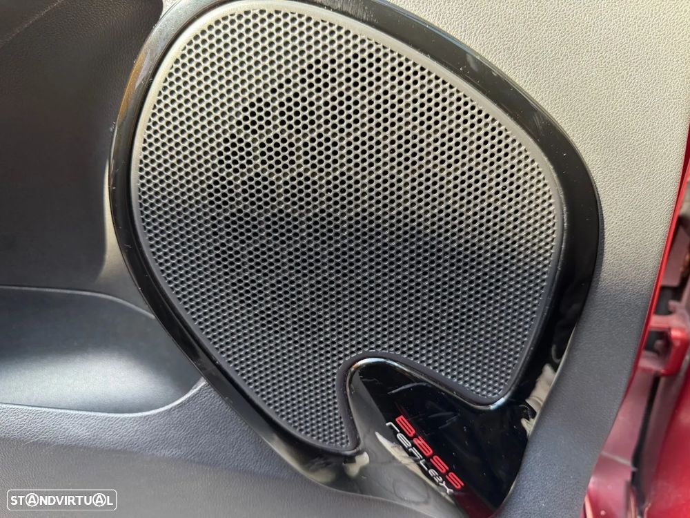 Renault Clio - 10