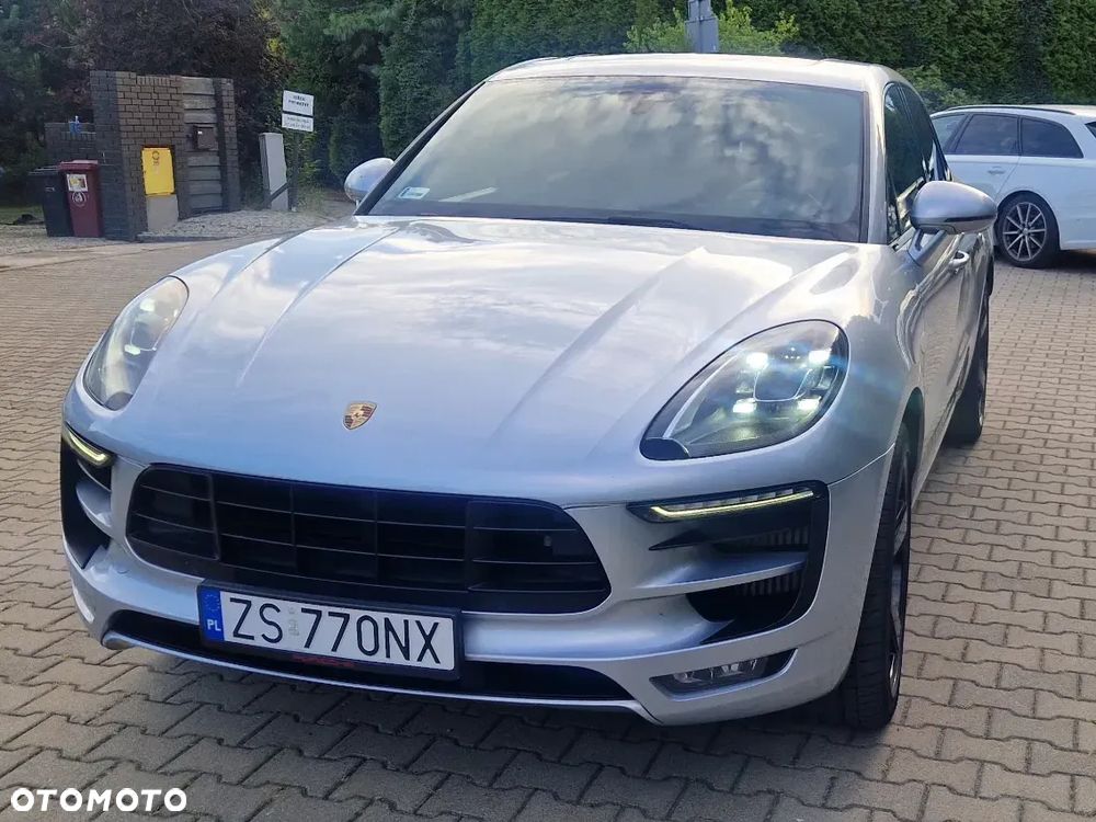 Porsche Macan GTS PDK - 4
