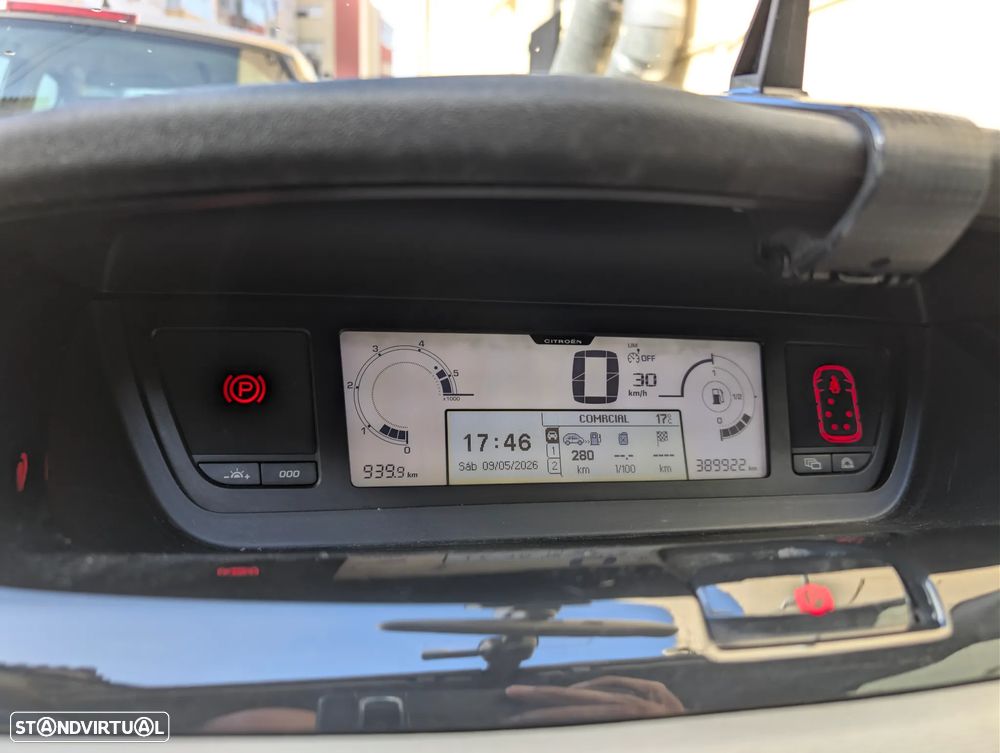 Citroën C4 Grand Picasso - 11