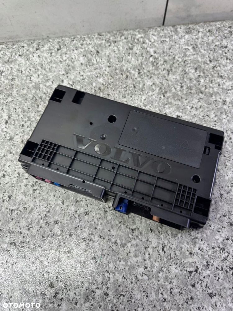 moduł sterownik vcm lte volvo xc40 2017-2024 32334904 - 4