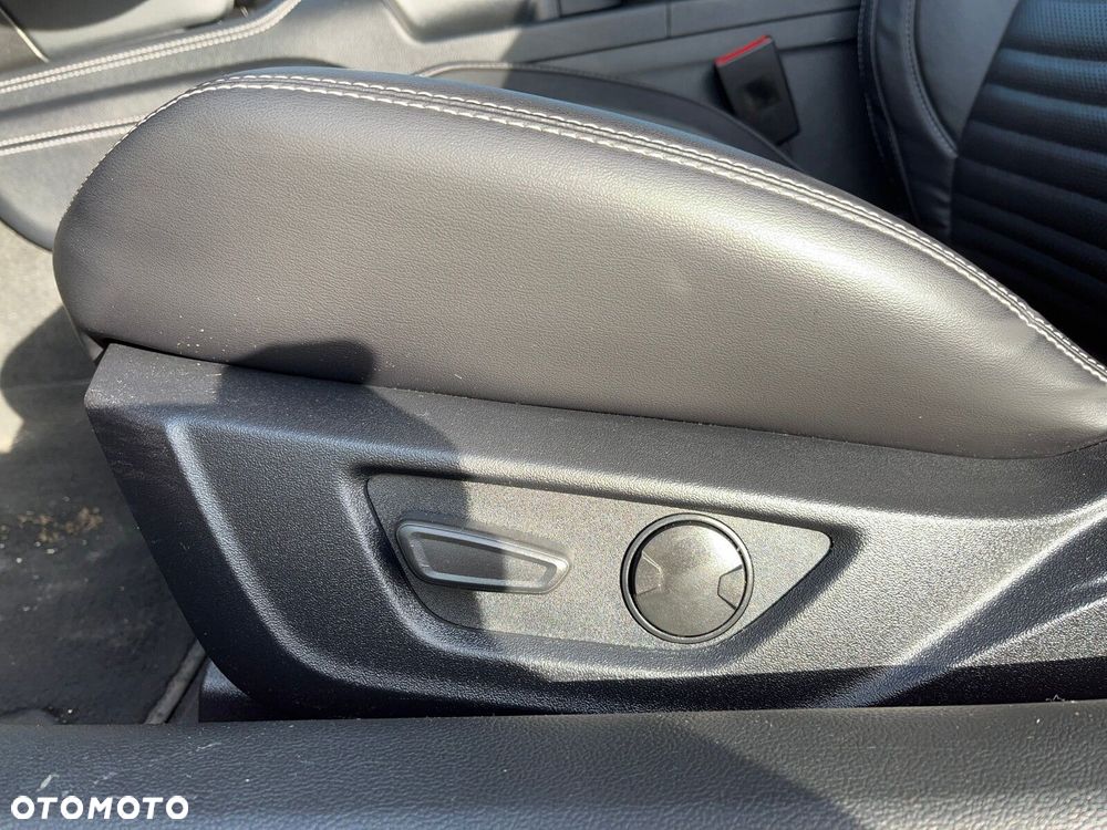 Ford Mustang 5.0 V8 Mach 1 - 11