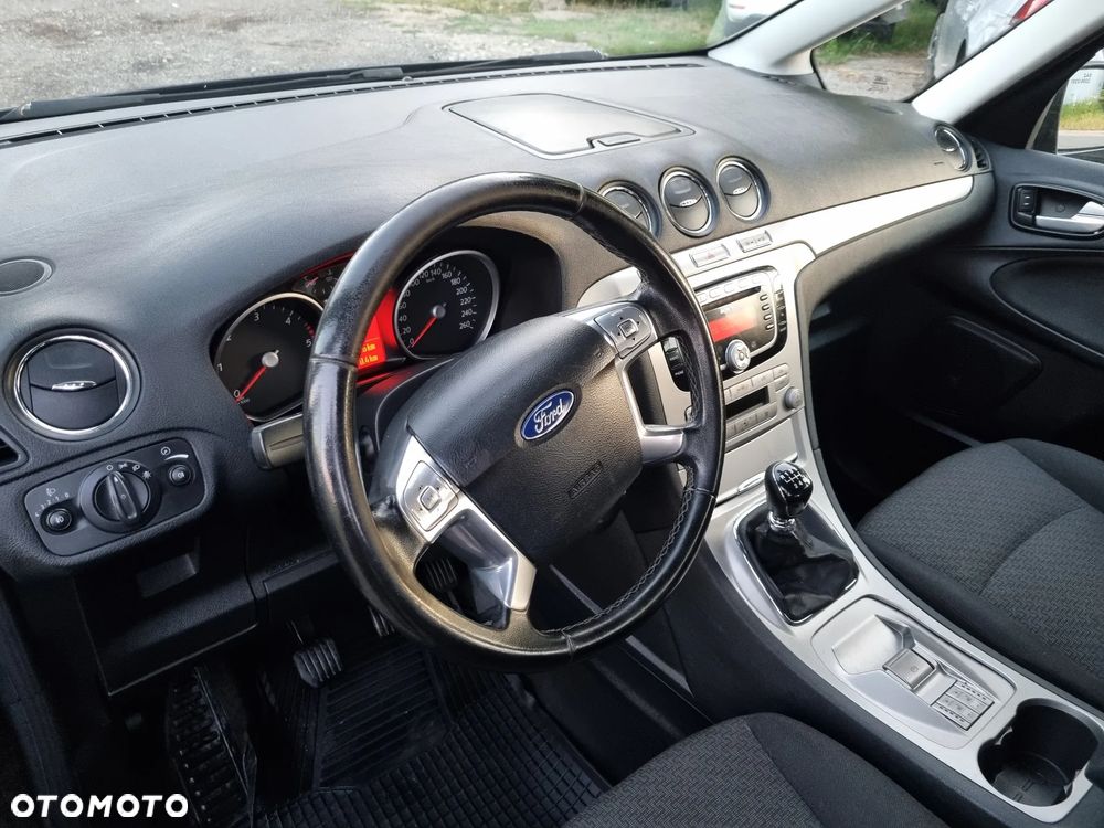 Ford Galaxy 2.0 TDCi Titanium - 22