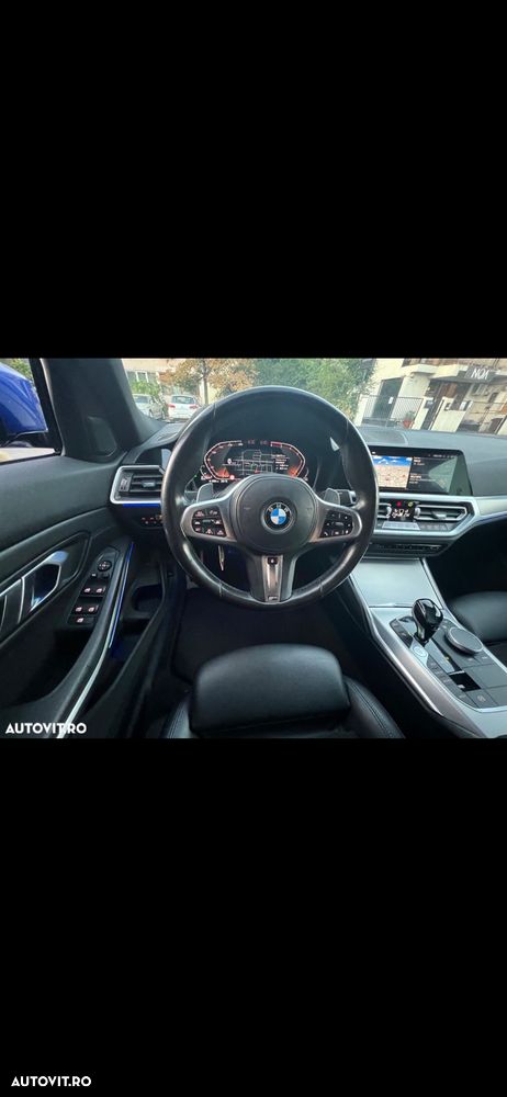 BMW Seria 3 320d xDrive AT MHEV - 23