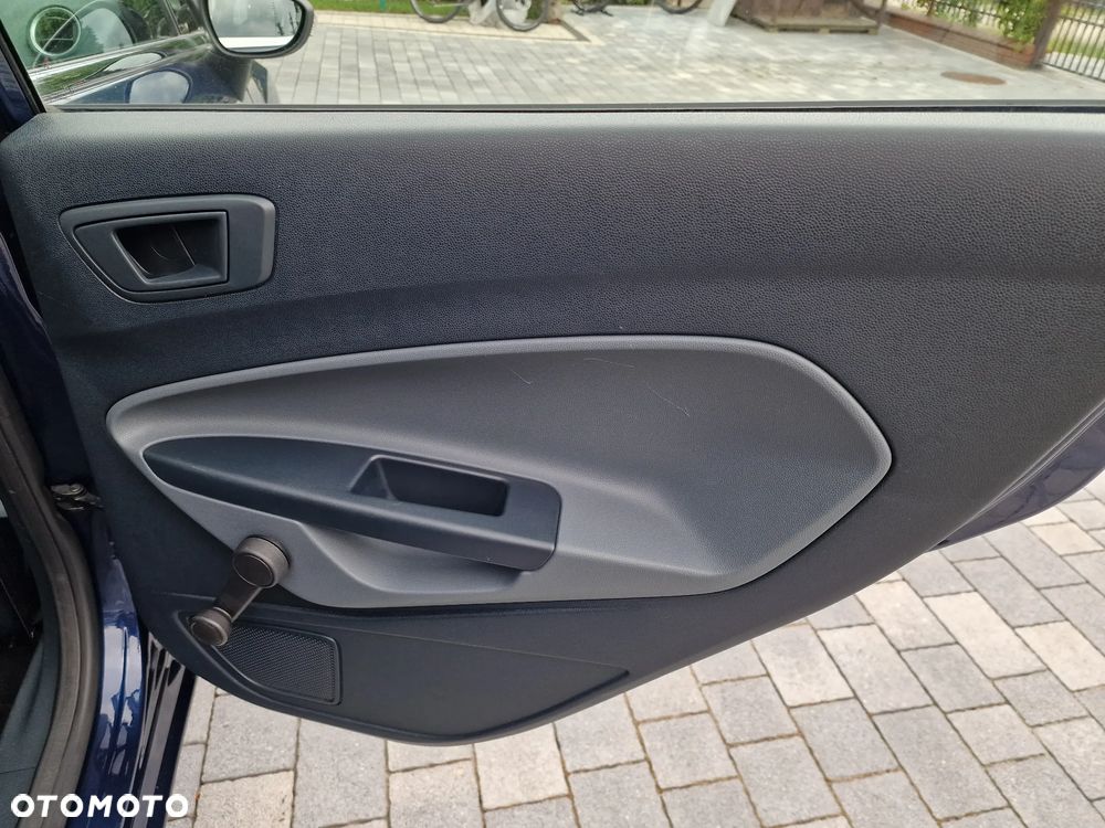 Ford Fiesta 1.25 Titanium EU5 - 25