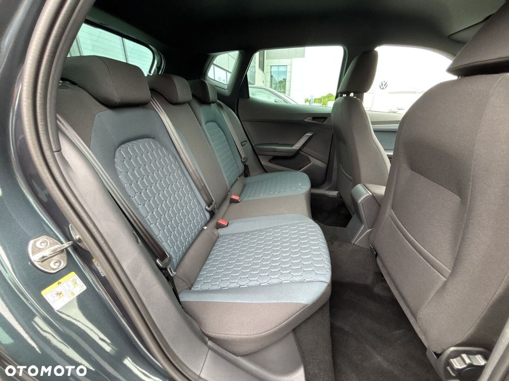 Seat Arona - 13