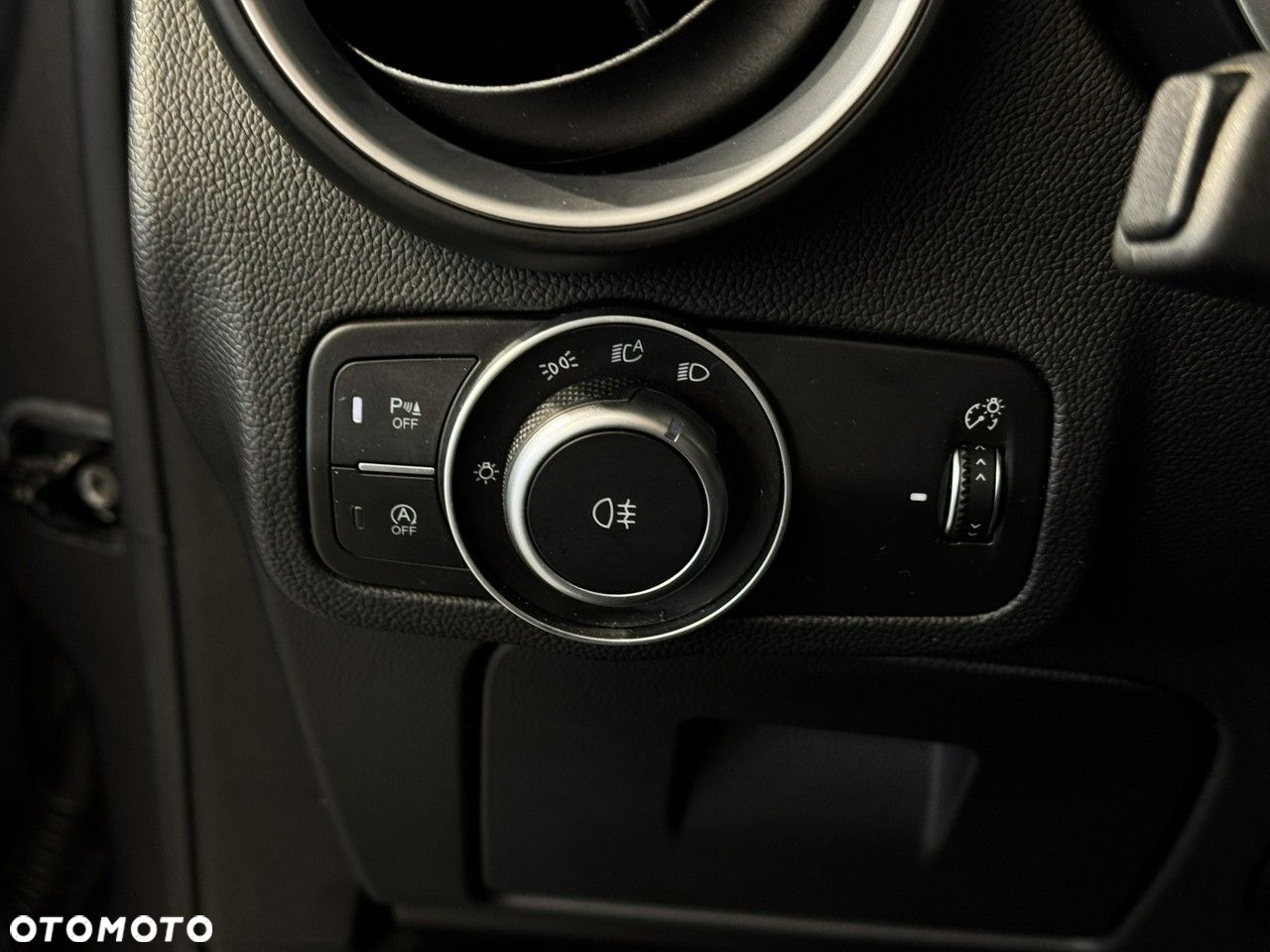 Alfa Romeo Stelvio - 20