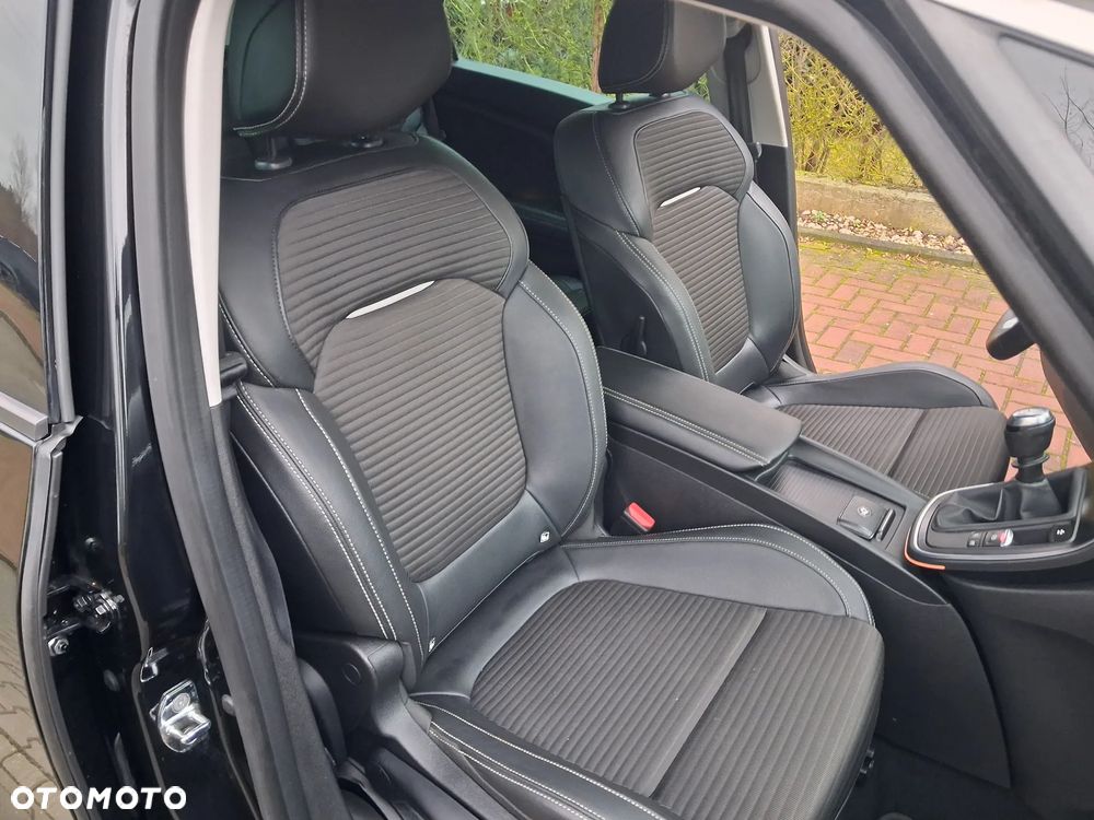 Renault Scenic BLUE dCi 120 BUSINESS EDITION - 16