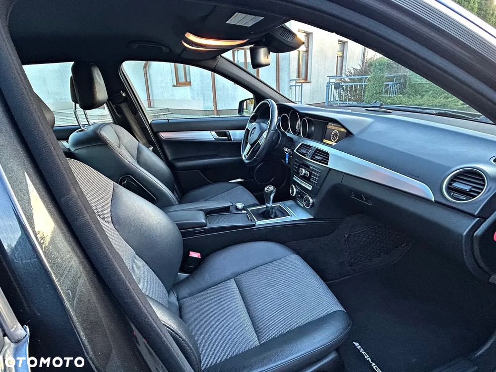 Mercedes-Benz Klasa C - 18