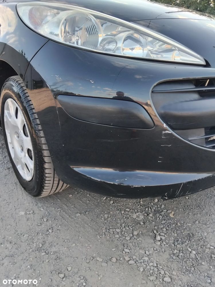 Peugeot 207 1.4 HDi Presence - 13