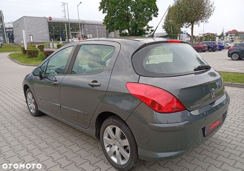 Peugeot 308 - 10
