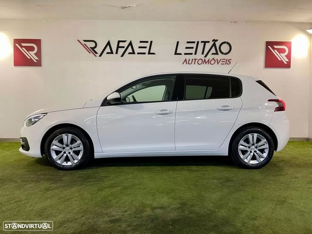 Peugeot 308 1.2 PureTech Style - 10