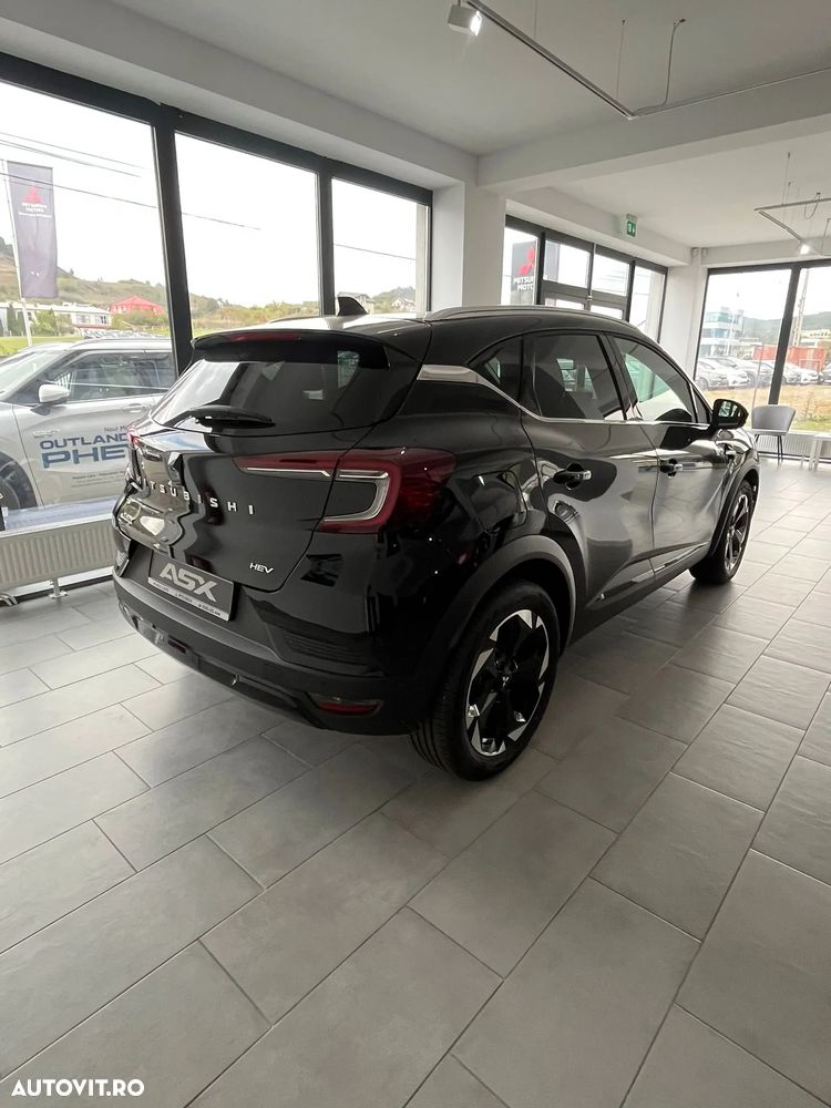 Mitsubishi ASX - 5