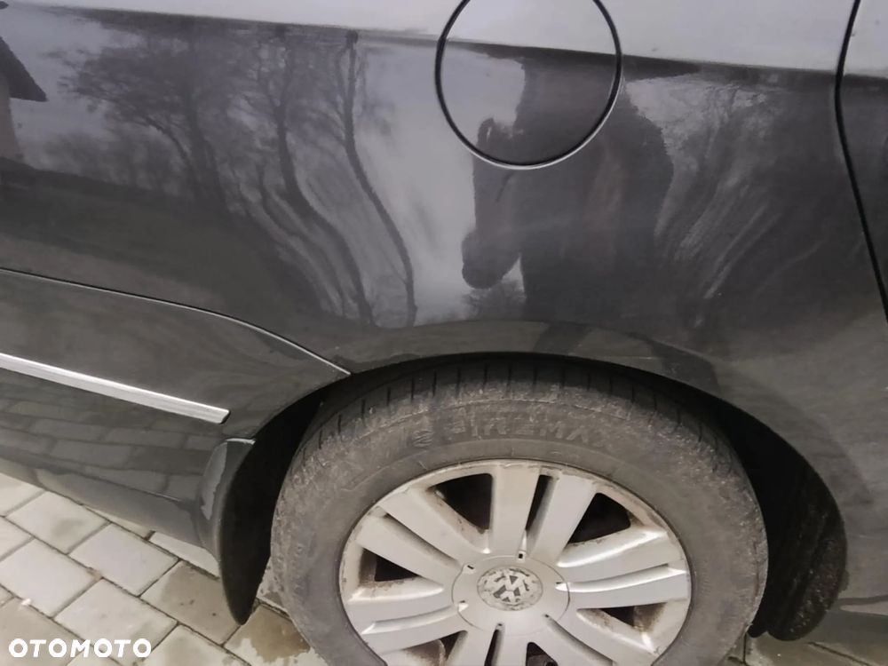 Volkswagen Passat Variant 2.0 TDI Highline - 14