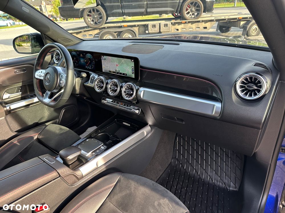 Mercedes-Benz GLB 220 d AMG Line 8G-DCT - 10
