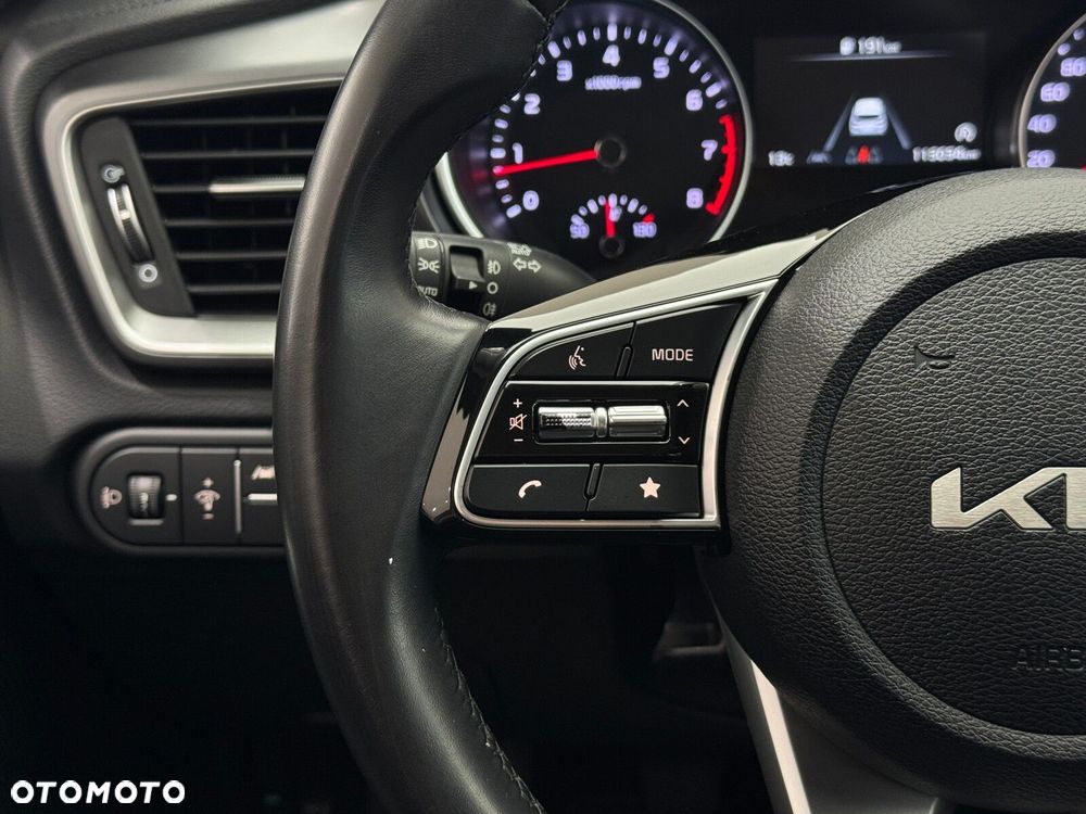 Kia Ceed 1.5 T-GDI M - 21