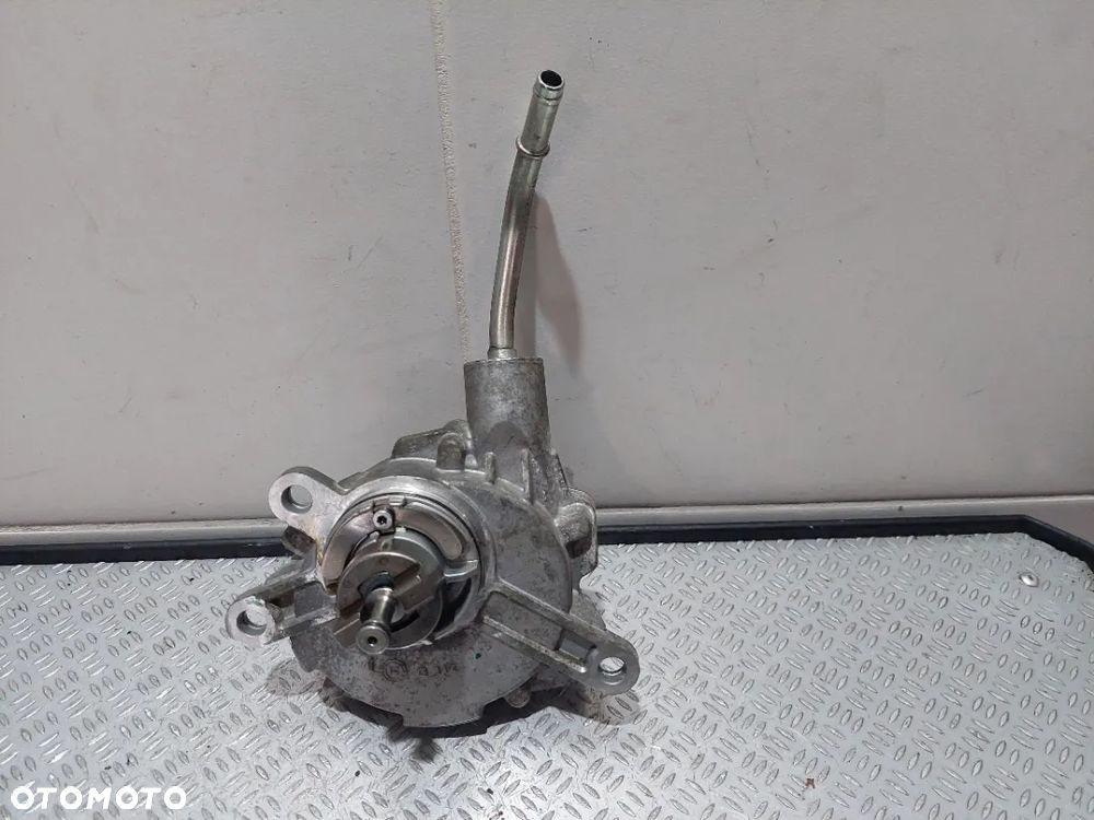 POMPA VACUM LEXUS RX450 3,5 V6 HYBRYDA R2016 - 1